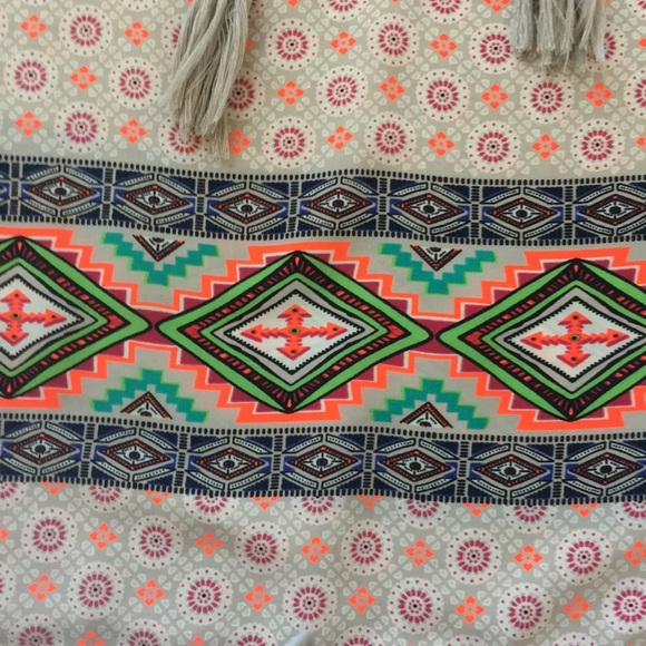 Noroh Boutique Tank Top - Picture 2 of 5